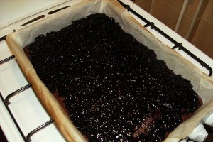 Negresă cu gem de afine şi bezea. Reţeta nr. 300