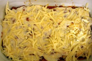 Lasagna cu carne tocata de porc