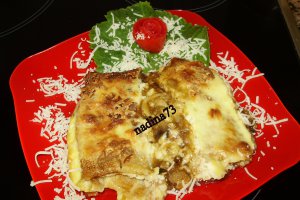 Clatite umplute cu ciuperci