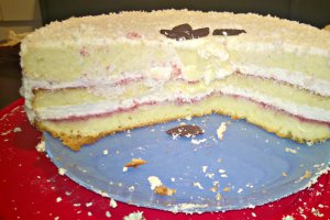 Tort cu fructe si crema de mascarpone