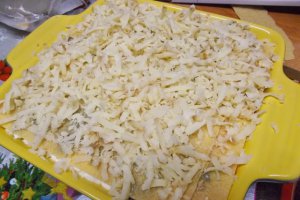 Lasagna cu sos de branza si ciuperci