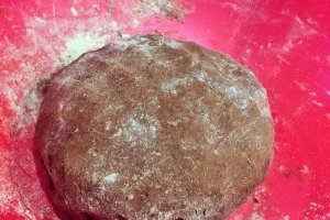 Tarta de ciocolata de casa cu alune