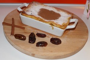 Lasagna cu crema fina de branza si curmale uscate
