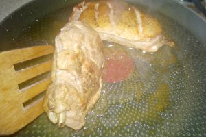 Piept de rata cu sos de portocale