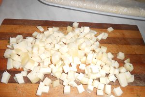 Placinta cu carne si ceapa verde
