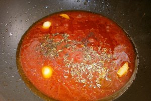 Stelute cu pasta de tomate