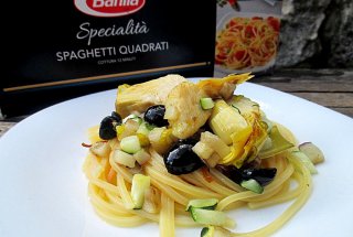 Spaghete cu ragu bogat in legume
