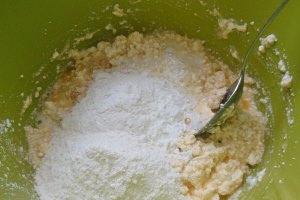 Gogosele cu branza si crema de ciocolata