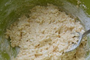 Gogosele cu branza si crema de ciocolata