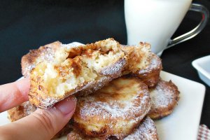 Gogosele cu branza si crema de ciocolata