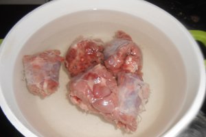 Ciorba a la grec cu gat de curcan