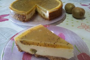 Cheescake cu jeleu de kiwi