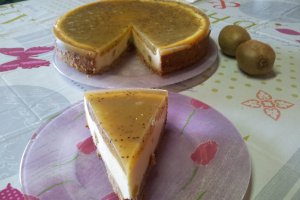 Cheescake cu jeleu de kiwi