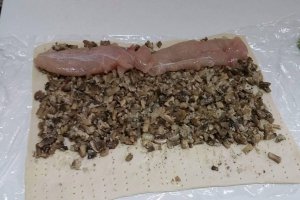 Rulada de pui cu ciuperci