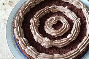 Tort Alb Negru (sau Tort Aniversar)