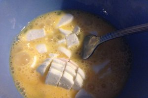 Omleta cu ciuperci si mozzarella