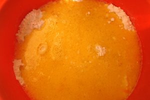 Savarine cu dulceata de zmeura