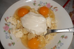 ''Tarta'' cu mamaliga si ce am gasit prin frigider