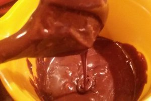 Tort TREI CIOCOLATE