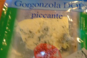 Pastrav  cu sos gorgonzola