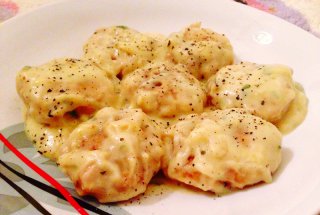 Chiftele de curcan in sos de mustar cu smantana si busuioc