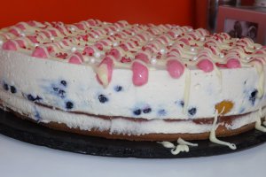 Tort cu fructe, frisca si mascarpone