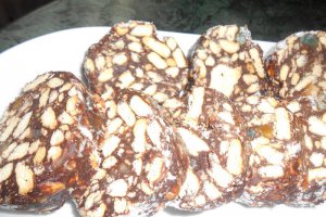 Salam de biscuiti, delicios si in varianta de post