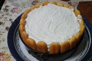 Reteta de Tort diplomat - un dulce festiv si gustos