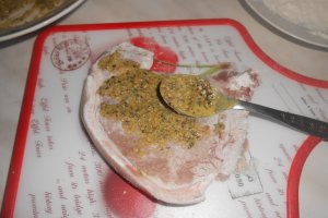 Cotlet de porc la oala de lut