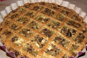 Tarta cu telemea, praz si ciuperci de padure