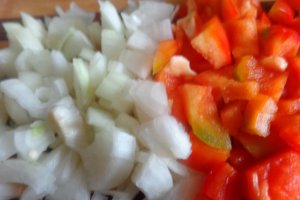 Supa de salata verde cu oua si iaurt