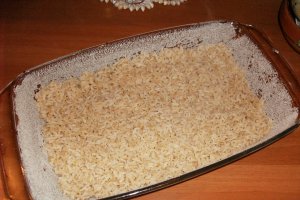 Budincă de orez cu brânză şi ananas