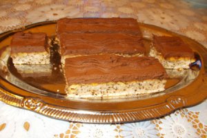Prajitura cu nuca prajita si crema de ciocolata
