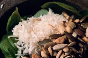 "Carbonara" dietetica cu pesto de mazare