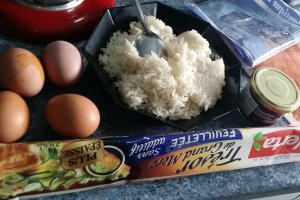 Placinta  cu ouă, orez și somon - Lohipiirakka