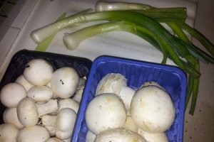 Ciuperci la tigaie cu smantana si mozzarella