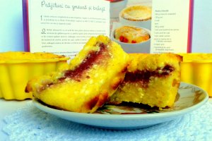 Prajituri cu branza si zmeura