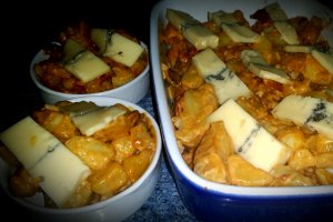 Gratin de cartofi cu chorizo și Morbier
