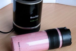 Smoothie cu zmeura si banane