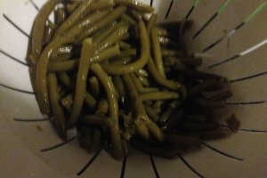Paste cu fasole verde pastai in sos de unt