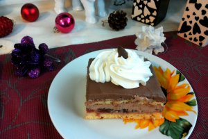 Prajitura cu crema de ciocolata