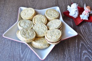 Biscuiti cu mac si lamaie
