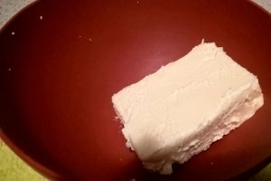 Prajitura cu bezea, cafea si nuci