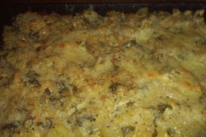 Cartofi gratinati cu branza,cascaval si parmezan Delaco