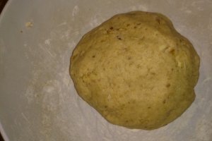 Fursecuri cu nuci si scortisoara
