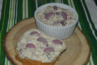 Salata de peste afumat