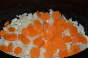 Tocanita de pipote si inimi de pui la slow cooker Crock-Pot 3.5 L