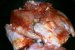 Carne de iepure in sos de rosii cu usturoi servita cu paste-3
