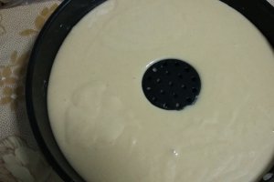 Chec cu nuci si visine (din visinata)