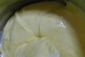 Tort cu jeleu de şampanie şi cremă de portocale
